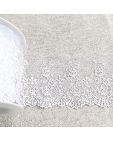 Shiny scalloped flower embroidered tulle 110mm white per meter