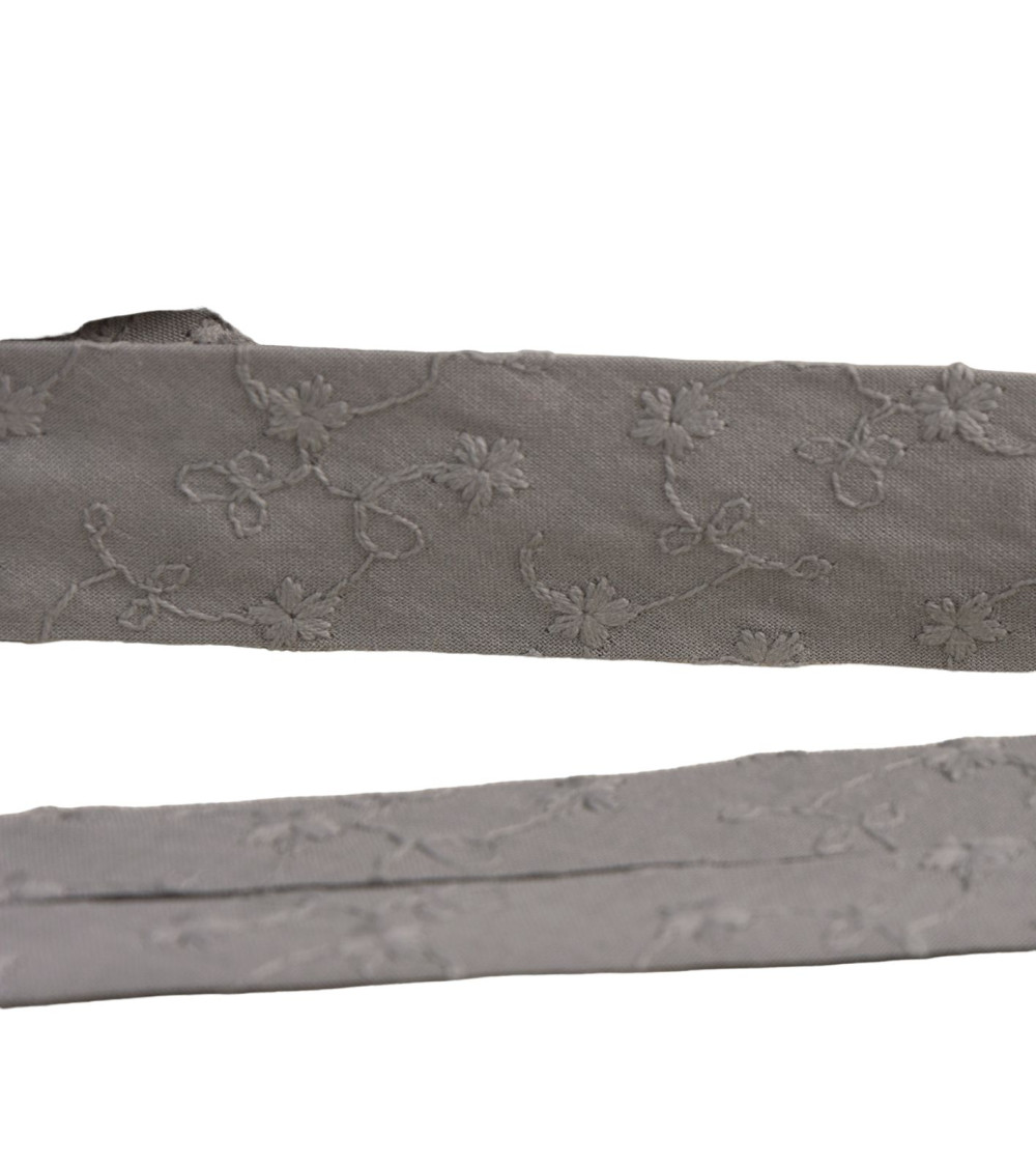 Embroidered flower bias binding 25mm medium gray per meter made in Europe
