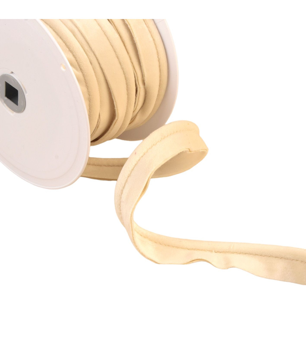 15m reel of 5mm ecru velvet piping
