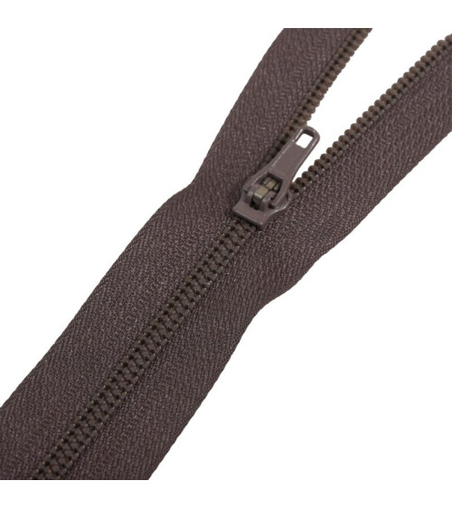 Non-separable spiral mesh closure for pants - brown