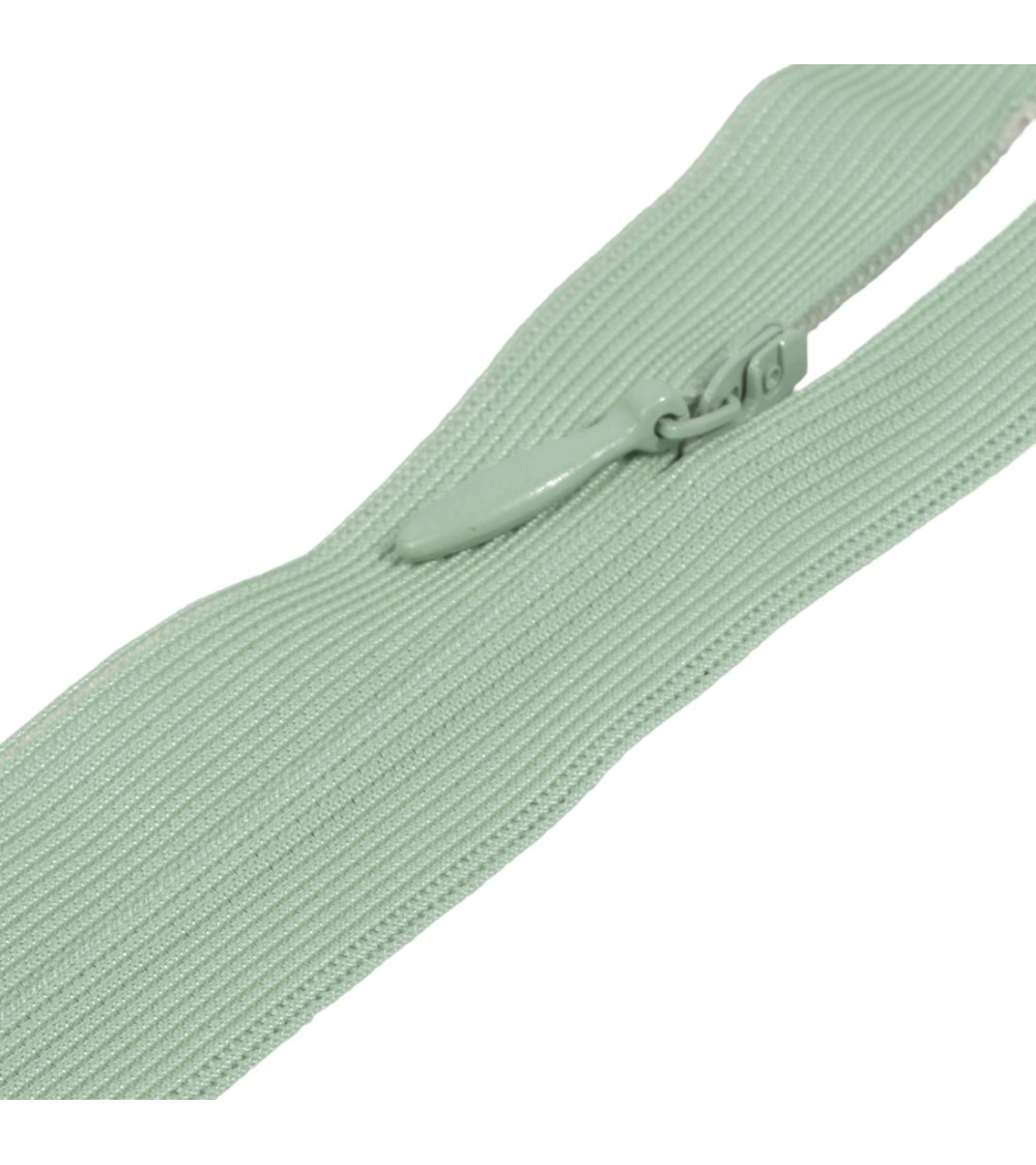 Adjustable invisible non-separable closure - herbal tea green
