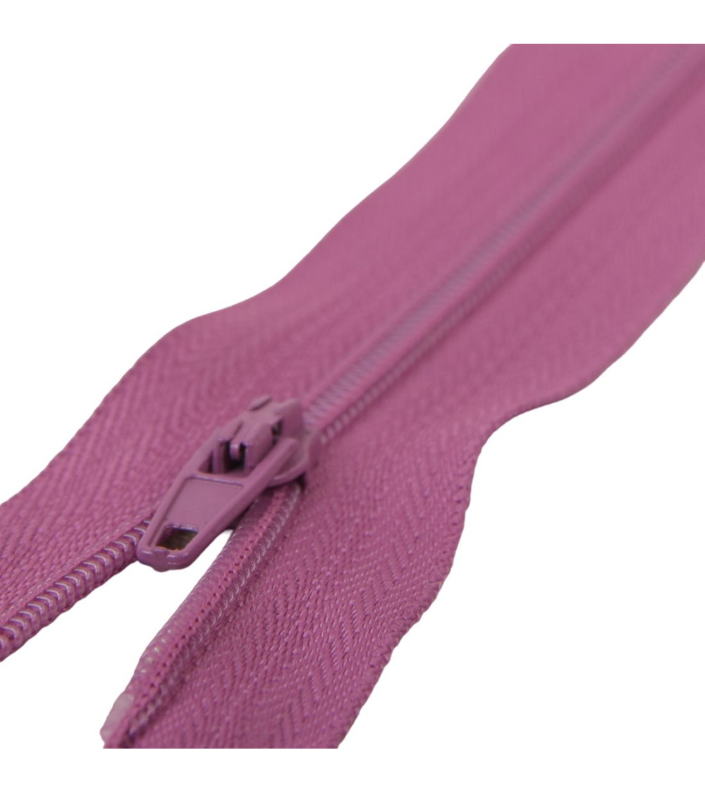 Fermeture fine Polyester N°2 couleur Fuchsia