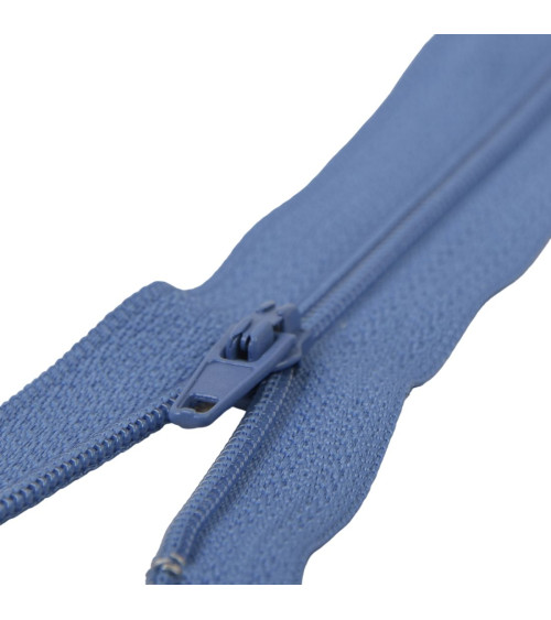 Fermeture fine Polyester N°2 couleur Bleu roi