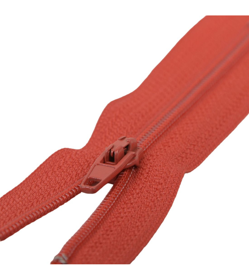 Fermeture fine Polyester N°2 couleur rouge feu