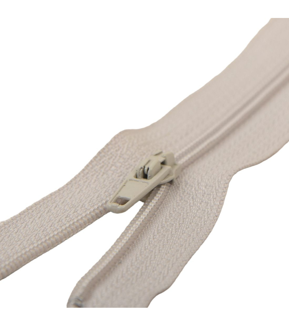 Fine closure Polyester No. 2 silver gray color