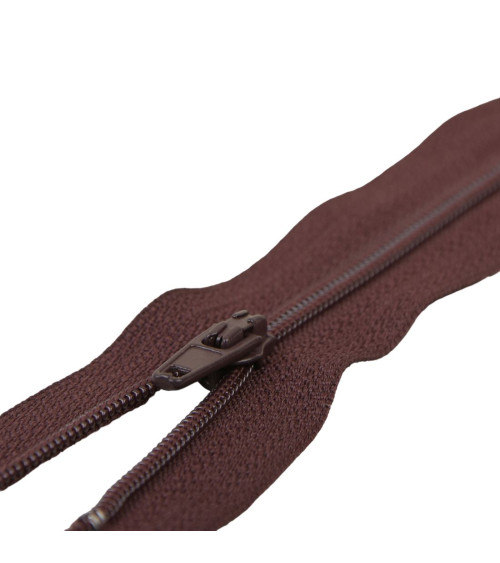 Fermeture fine Polyester N°2 couleur Bordeaux foncé