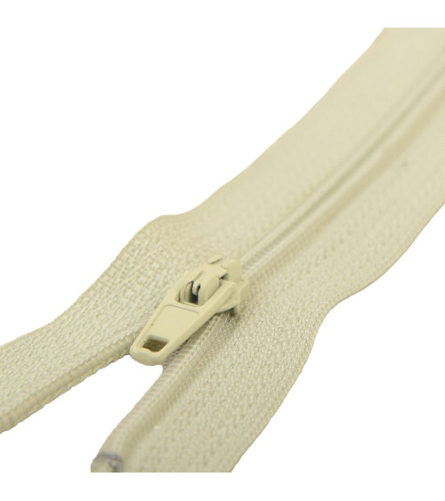 Fine closure Polyester No. 2 pastis green color