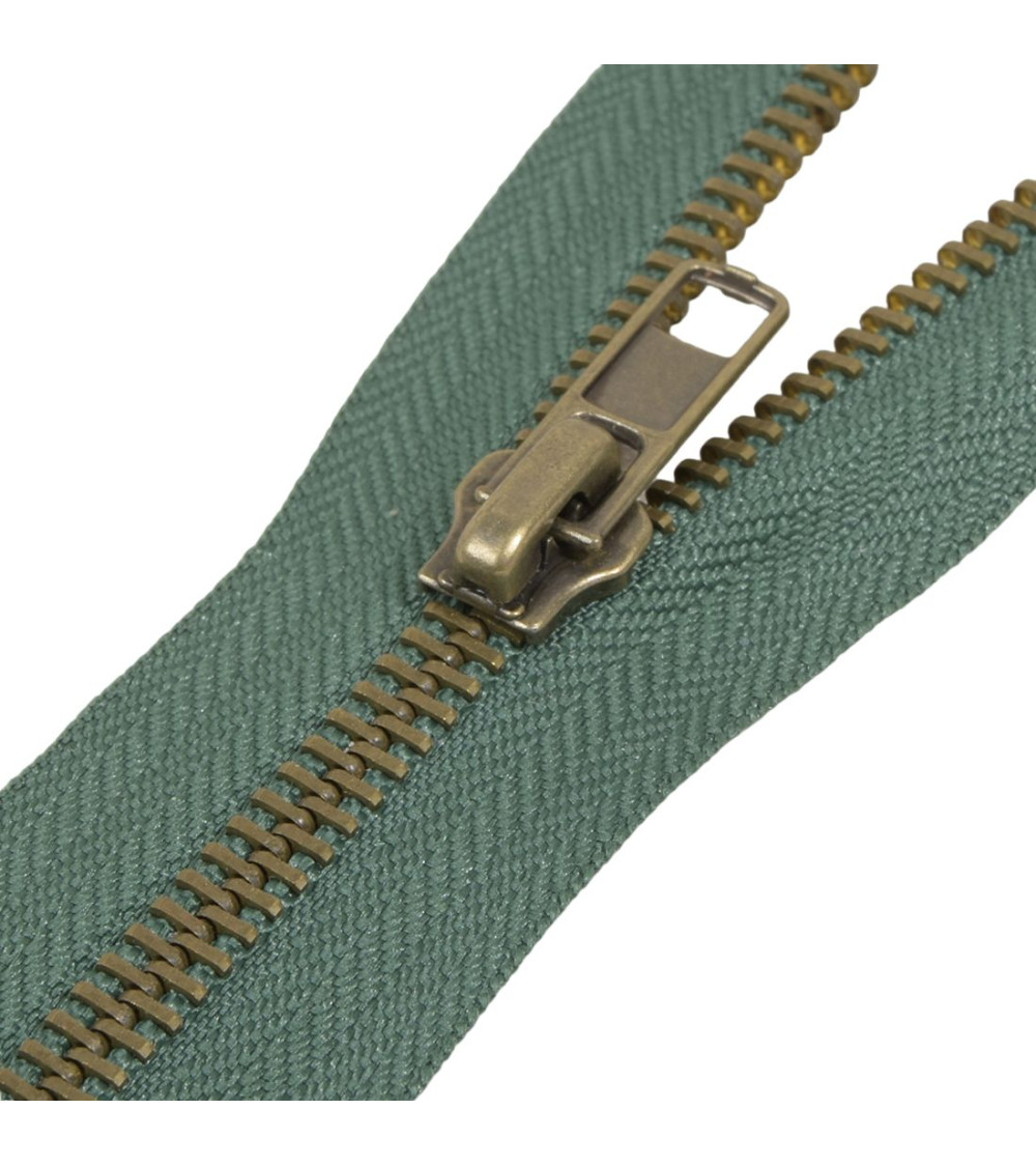 Special pocket non-separable metal closure - pine green