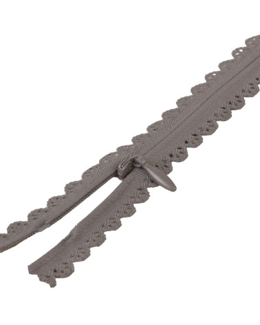 Adjustable non-separable lace closure - taupe gray