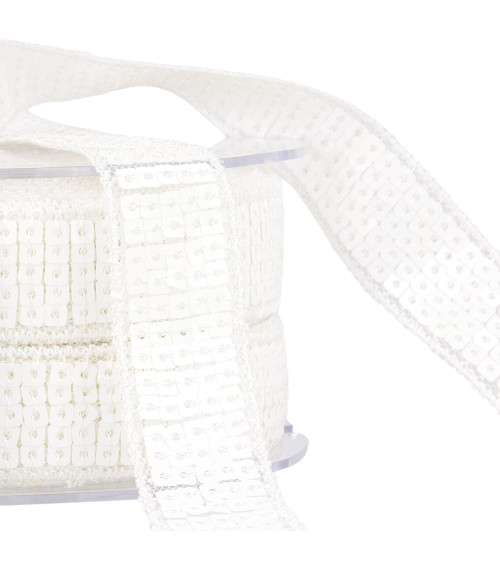 Spool of sequin braid 14.5m white