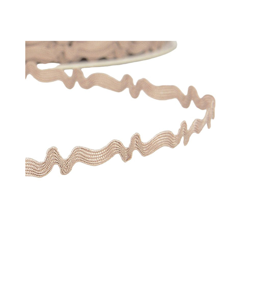 25m spool of asymmetrical serpentine 8mm Beige