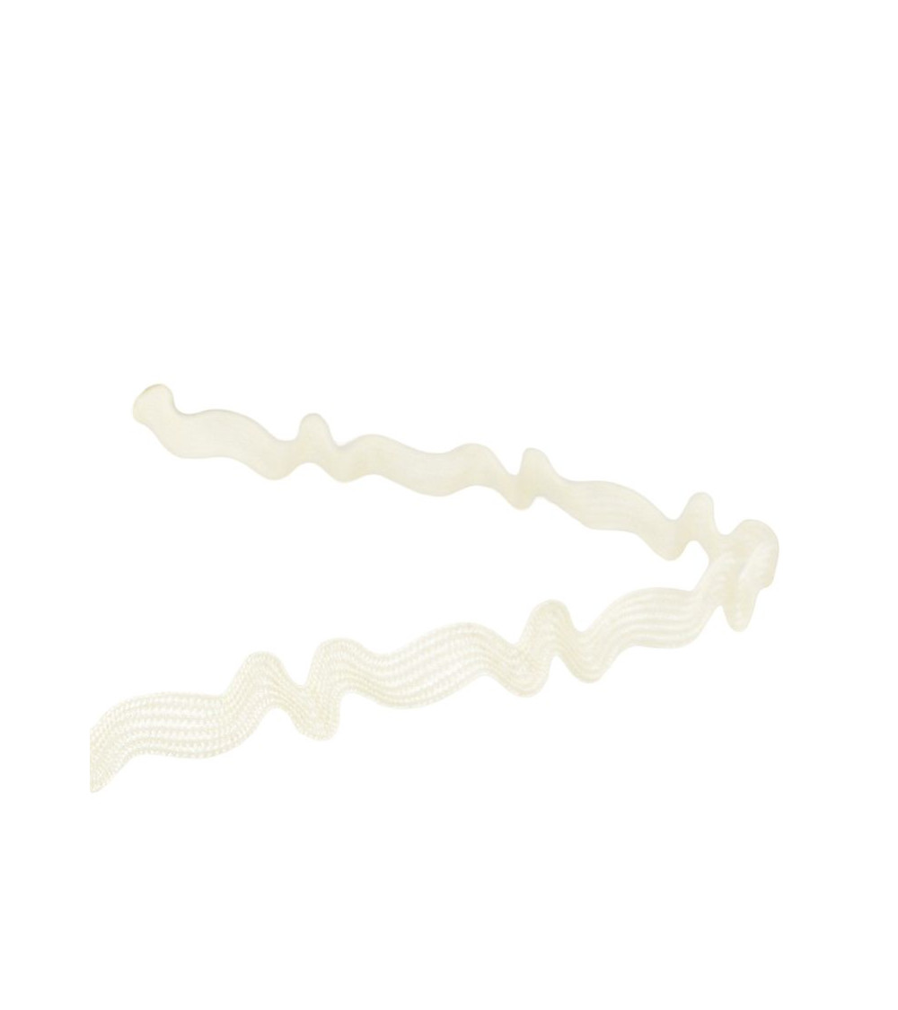 25m reel asymmetrical serpentine 8mm Ecru