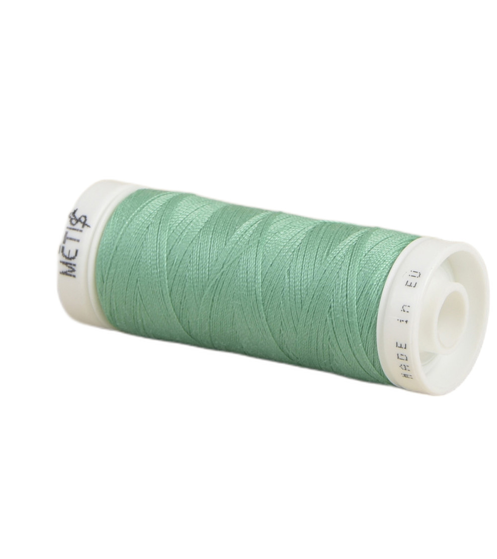 Spool of polyester thread 200m Oeko Tex made in Europe lawn green