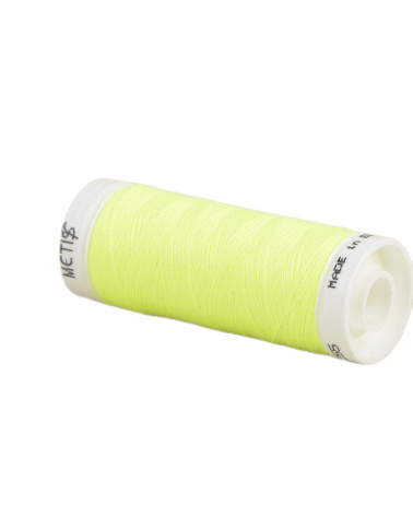Spool of polyester thread 200m Oeko Tex made in Europe yellow light green