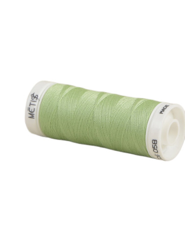 Spool of polyester thread 200m Oeko Tex made in Europe light green