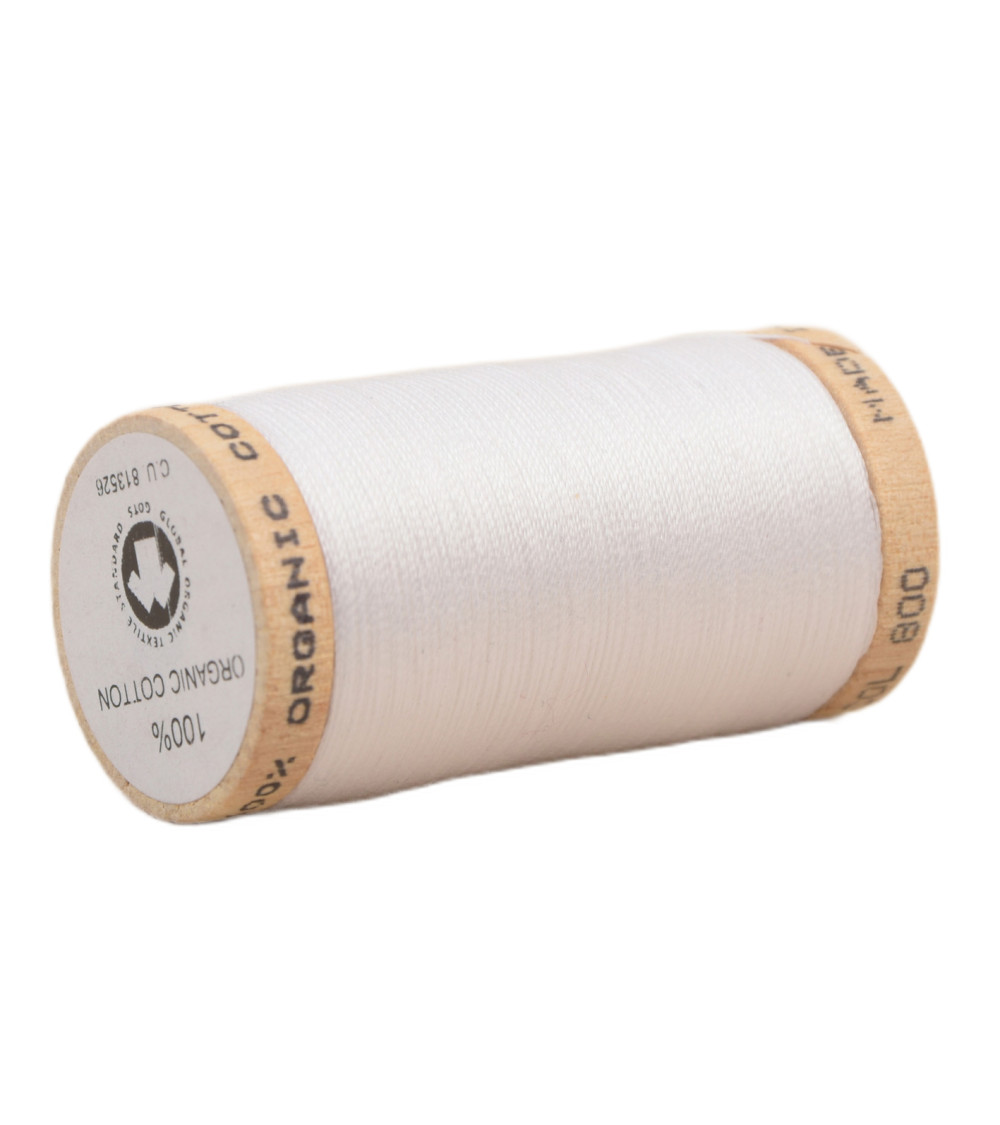 Spool of 100% organic cotton thread 275m white