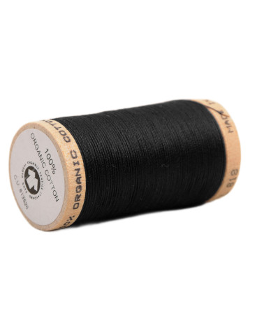 Spool of 100% organic cotton thread 275m black