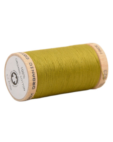 Spool of 100% organic cotton thread 275m pistachio green