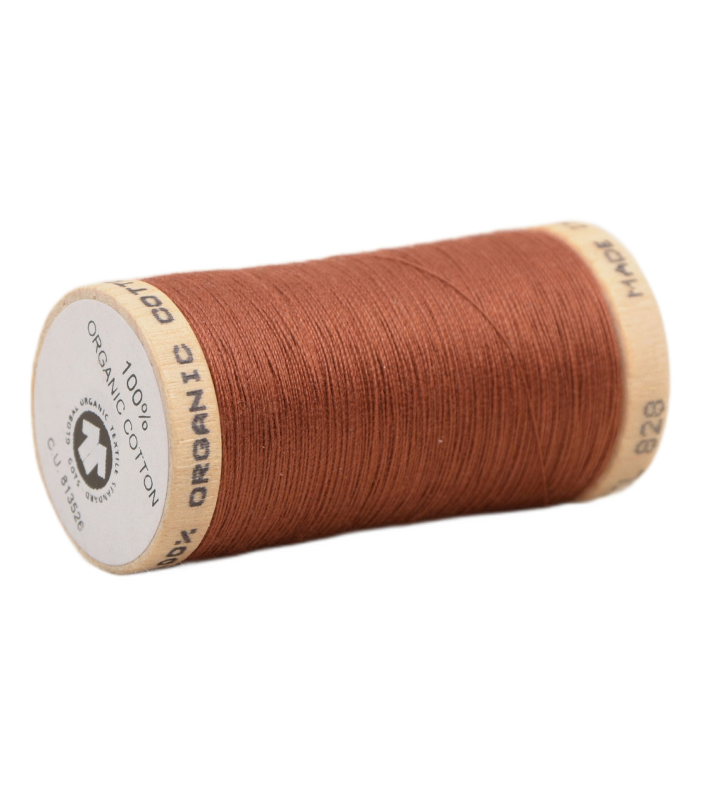 Spool of 100% organic cotton thread 275m fawn