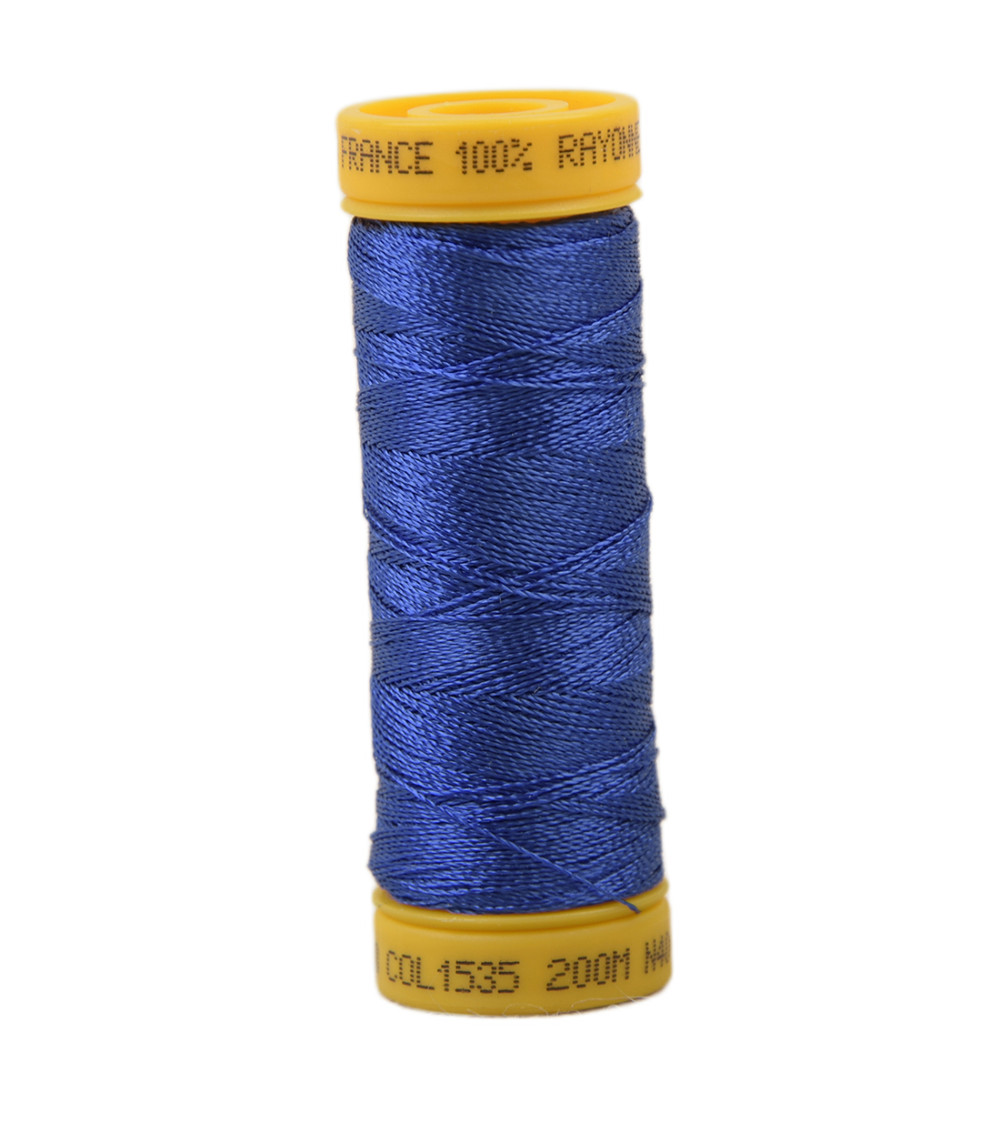 Spool of 100% viscose embroidery thread 200m - Ultramarine Blue C535