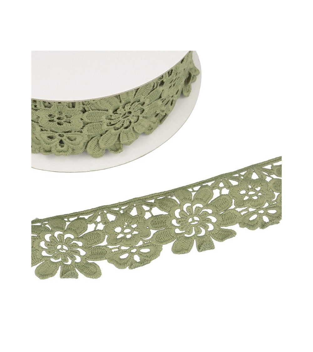 Guipure-Spule, khakigrüne Blumen, 55 mm x 13,7 m