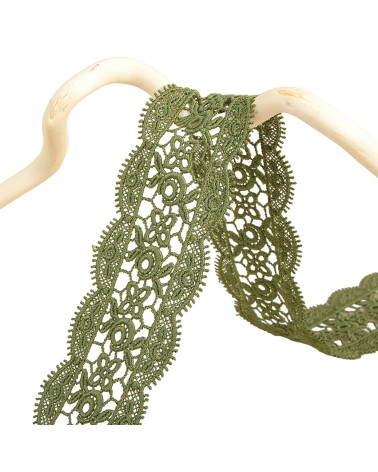 Bobina da 13,7 m di guipure tra due 50 mm Verde