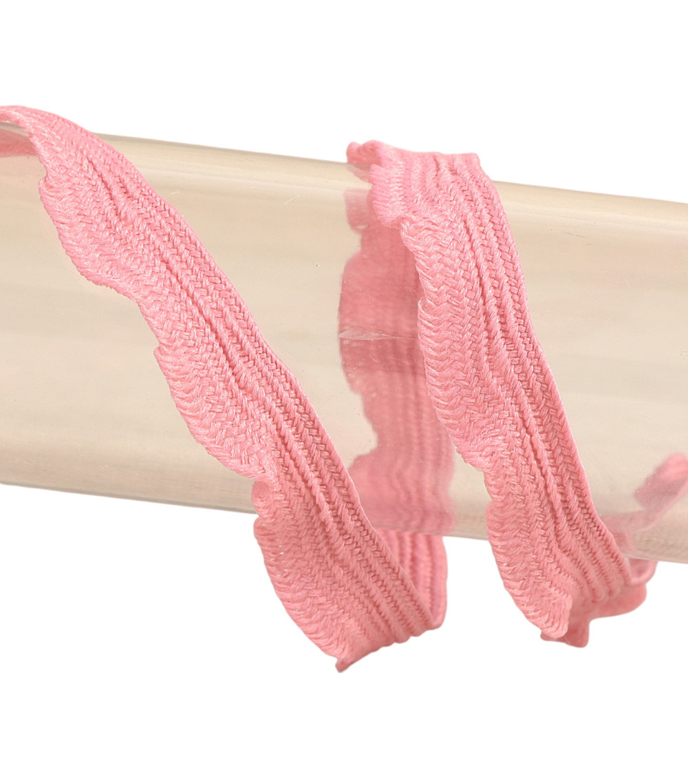 25m spool of scalloped braid 10mm Old Pink