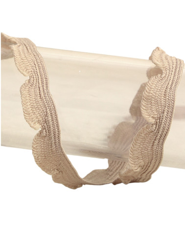 Spool of 25m scalloped braid 10mm Beige