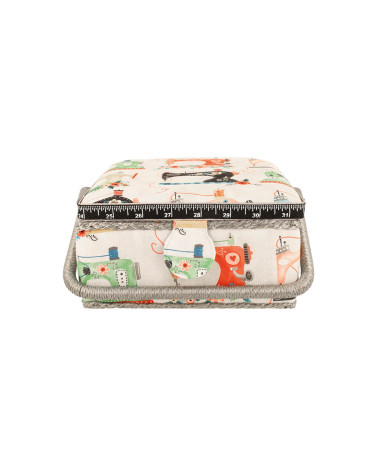 Sewing box 20x20x11cm vintage box