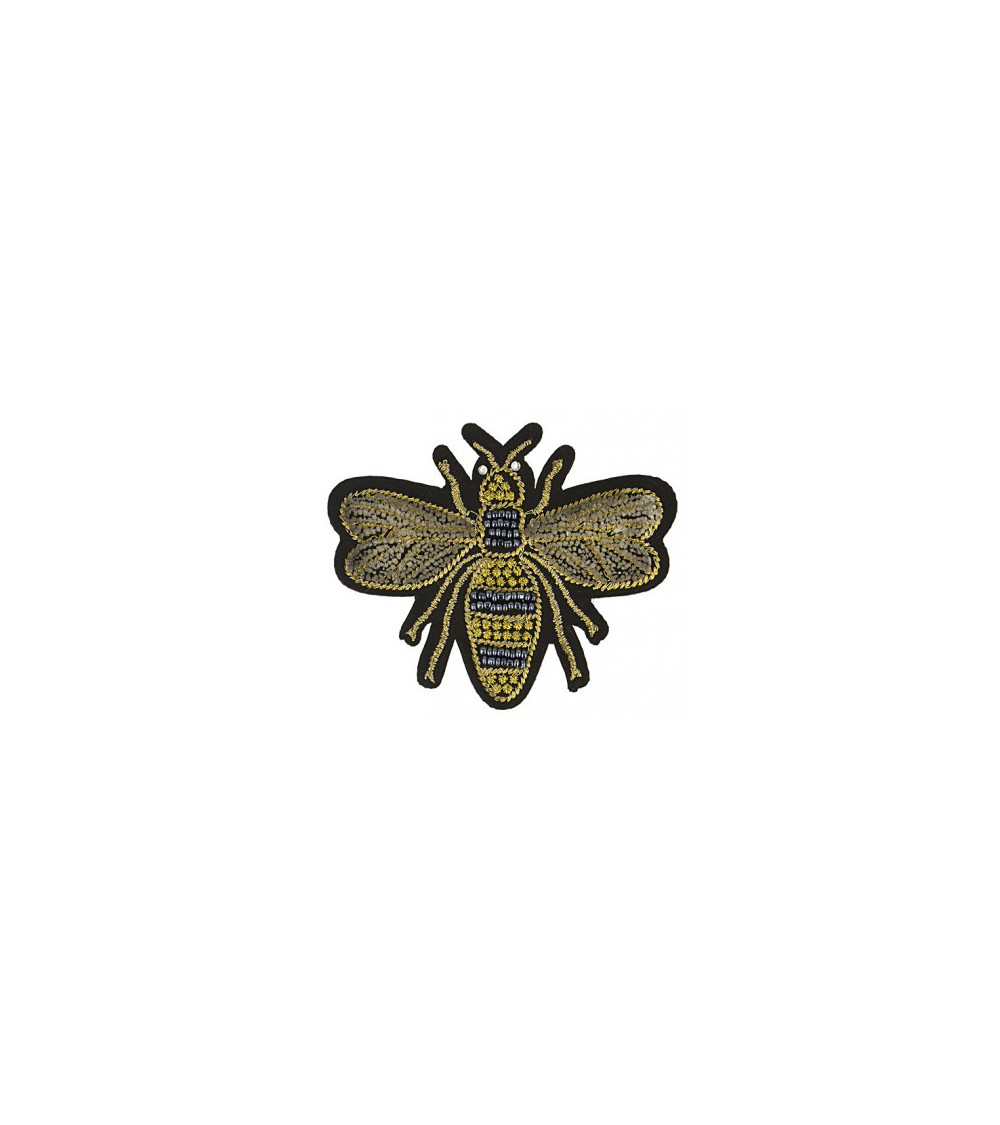 Little bee iron-on badge