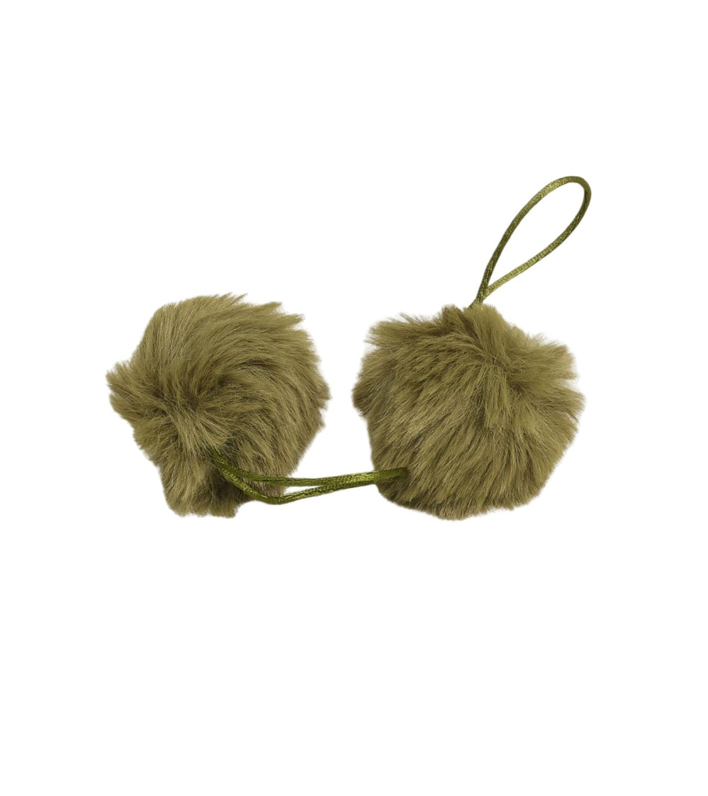 Pompon fourrure artificielle 50x60mm vert militaire