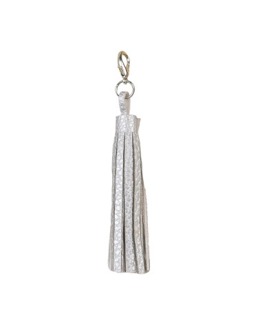 Pompom with silver clasp 9cm