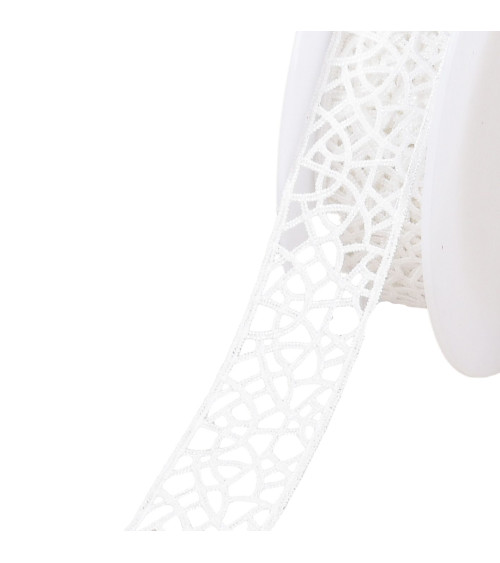 18m spool of guipure between two 30mm white mesh