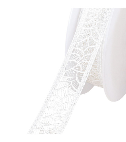 Guipure between two white 27mm mesh per meter