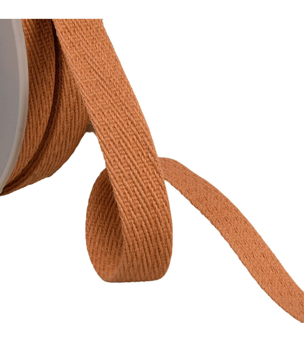 25m spool of oblique dashed braid 15mm dark beige