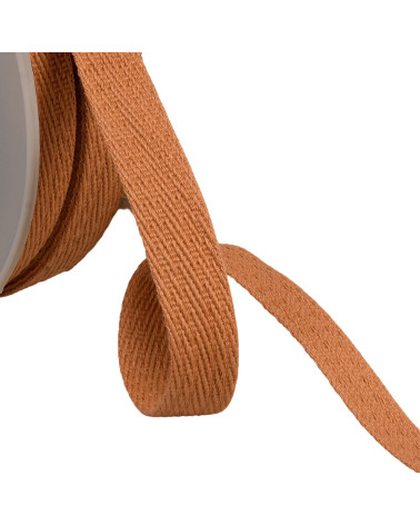 25m reel of 15mm dark beige oblique dashed braid