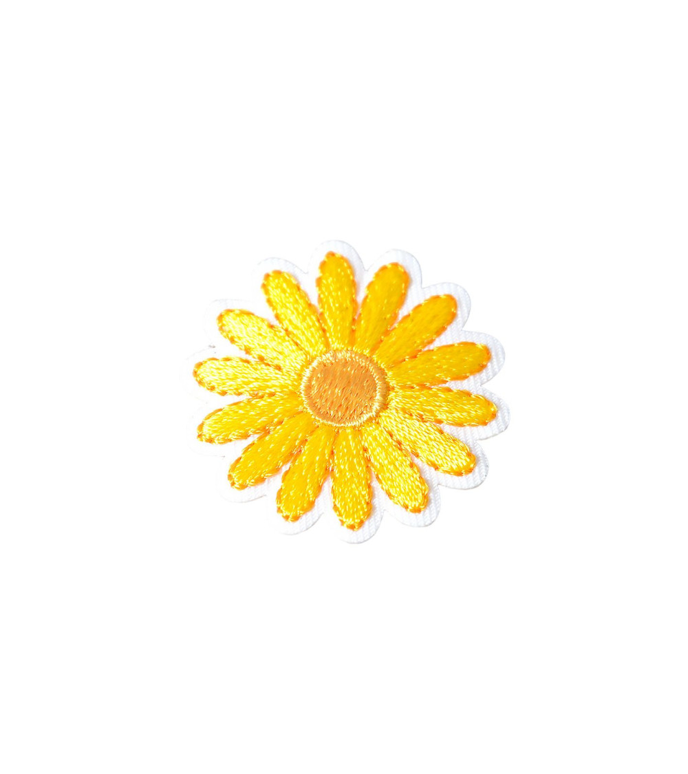 Yellow daisy iron-on patch 3.3cm x 3.3cm