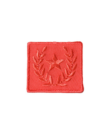 Set of 3 iron-on patches with red laurel star badge 3cm x 3cm