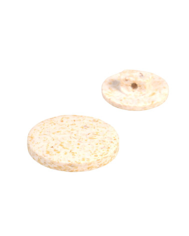 Round button with white rice husk shank
