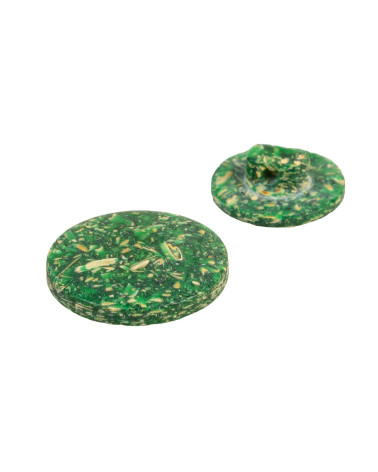 Set of 6 round buttons with pine green rice husk tails