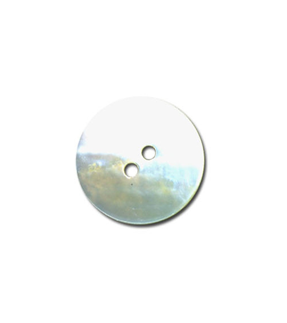 Set of 3 natural Akoya buttons in white mother-of-pearl