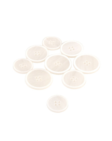 Set of 3 white 4-hole organic resin buttons