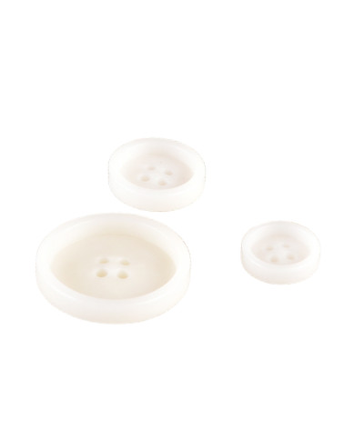 Set mit 3 Steinnussknöpfen, 4 Löcher, Weiß