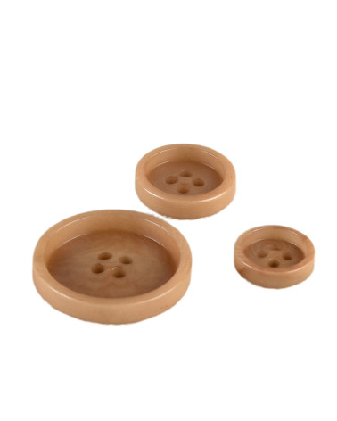 Set mit 3 Steinnussknöpfen mit 4 Löchern, beige Antilope