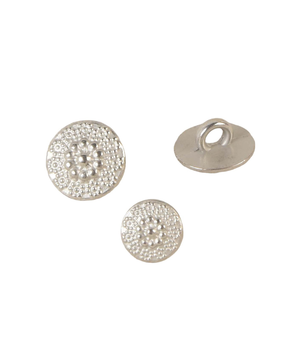 Set of 3 silver metal flower buttons