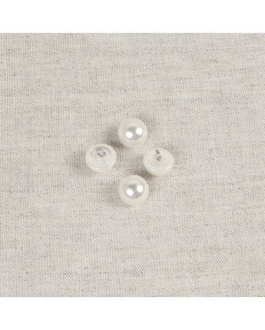 Set mit 3 weißen Halbperlenknöpfen