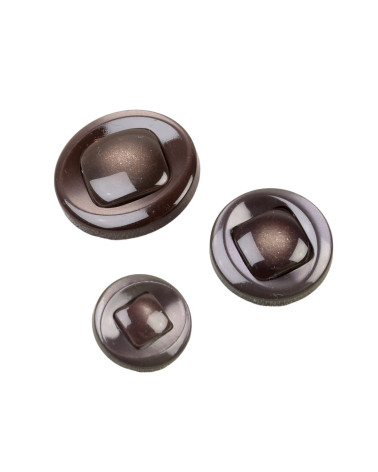 Set of 3 round buttons with brown shank