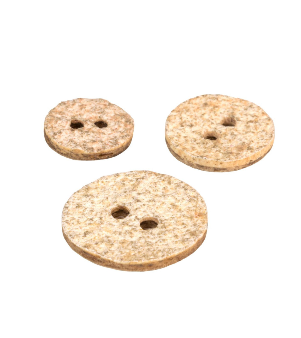 Set of 3 ecru round stone buttons