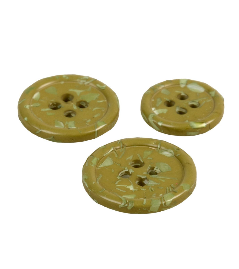 Set of 3 round buttons 4 holes recycled khaki green bottles