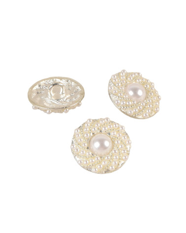 Set of 3 white pearl buttons 15mm